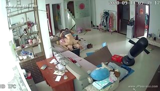 Hackers use the camera to remote monitoring of a lover's home life.*** asian amateur